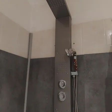 Loft De 130 M2 Avec Et Billard Au Coeur De