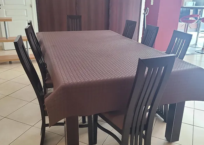 Διαμέρισμα Loft De 130 M2 Avec Et Billard Au Coeur De *