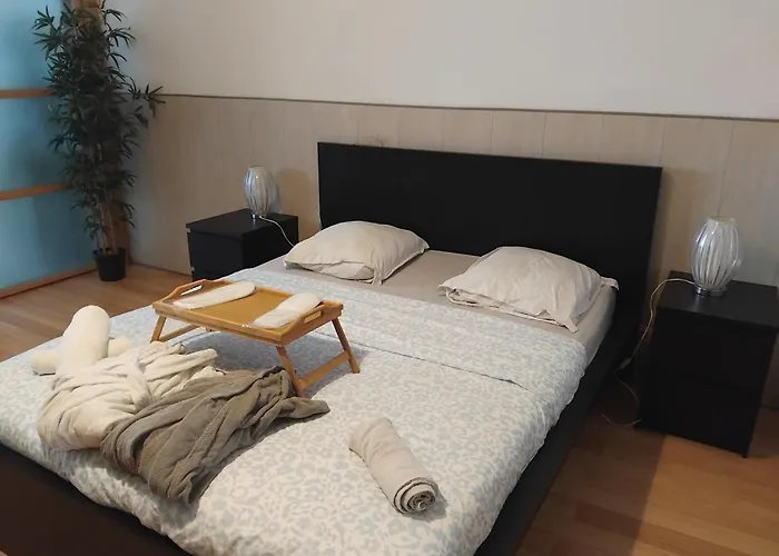 Διαμέρισμα Loft De 130 M2 Avec Et Billard Au Coeur De