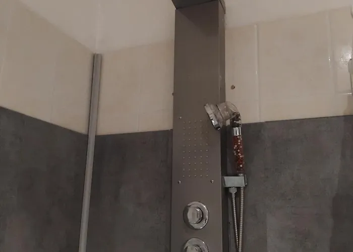 Loft De 130 M2 Avec Et Billard Au Coeur De