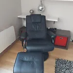 Loft De 130 M2 Avec Et Billard Au Cœur De Appartement