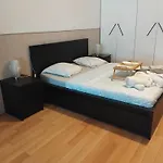 Loft De 130 M2 Avec Et Billard Au Cœur De Appartement Brest