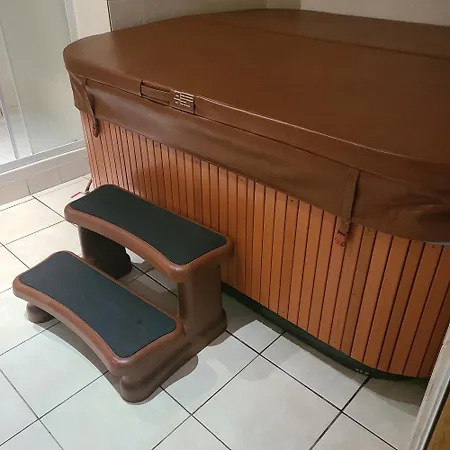 Loft De 130 M2 Avec Et Billard Au Coeur De * Brest