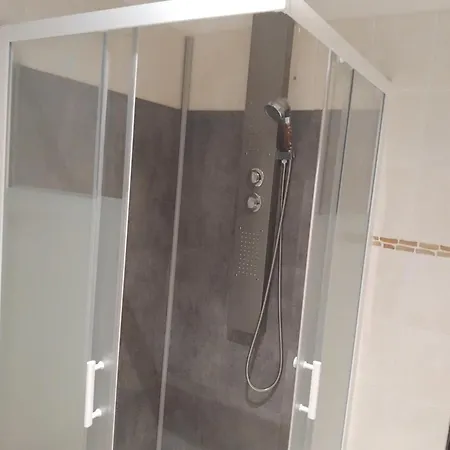 Loft De 130 M2 Avec Et Billard Au Coeur De * Brest