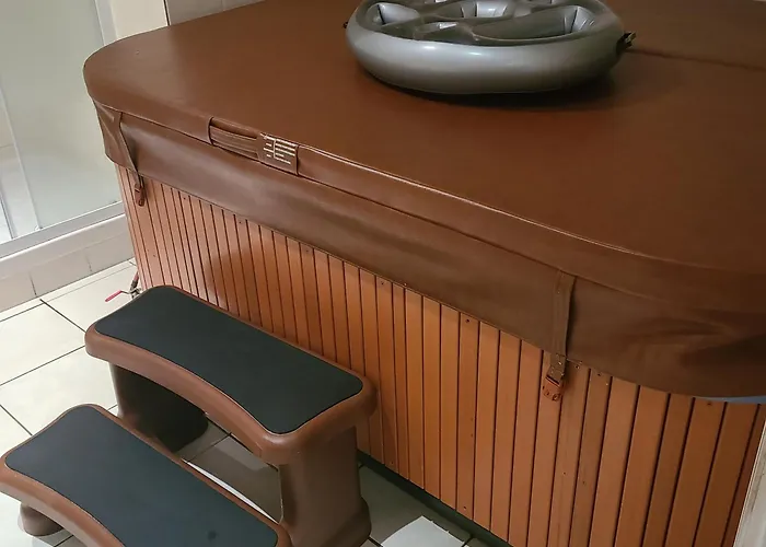 Appartement Loft De 130 M2 Avec Et Billard Au Cœur De