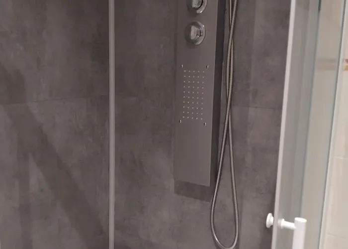 Loft De 130 M2 Avec Et Billard Au Coeur De *